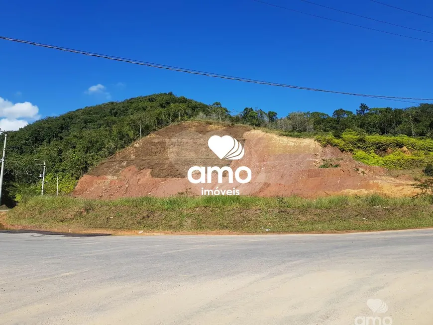 Foto 1 de para alugar, 4000m² em Nova Brasília, Brusque