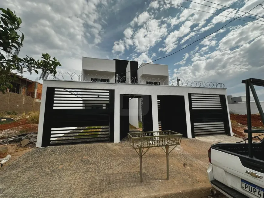 Foto 1 de Casa com 3 Quartos à venda, 126m² em Alto Umuarama, Uberlândia