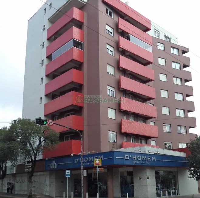 Foto 1 de Apartamento com 1 Quarto à venda, 44m² em Lourdes, Caxias do Sul