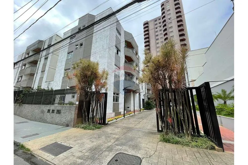 Foto 1 de Apartamento com 2 Quartos para alugar, 90m² em Alto dos Passos, Juiz de Fora