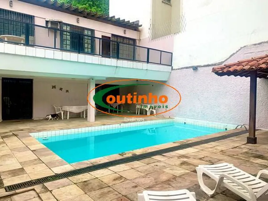 Foto 1 de Casa com 4 Quartos à venda, 400m² em Grajaú, Rio de Janeiro