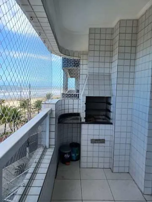 Foto 1 de Apartamento com 2 Quartos para alugar, 69m² em Maracanã, Praia Grande