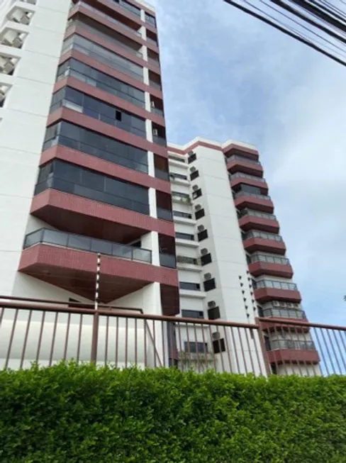 Foto 1 de Apartamento com 3 Quartos à venda, 238m² em Poção, Cuiabá