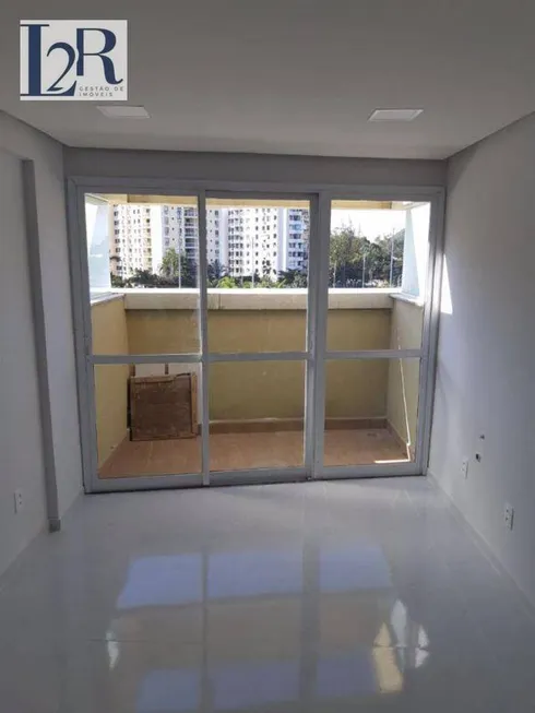 Foto 1 de Sala Comercial para alugar, 23m² em Recreio Dos Bandeirantes, Rio de Janeiro