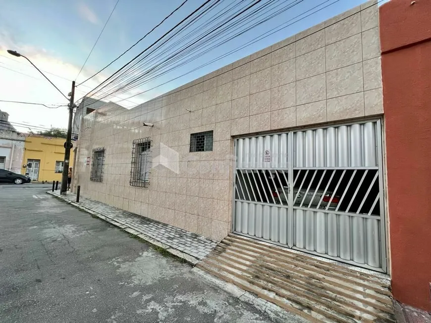 Foto 1 de Casa com 3 Quartos à venda, 102m² em Benfica, Fortaleza
