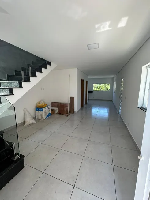 Foto 1 de Casa de Condomínio com 3 Quartos à venda, 140m² em Chácara Jaguari Fazendinha, Santana de Parnaíba