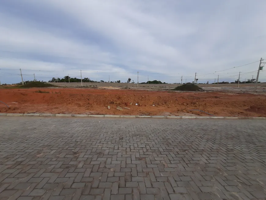 Foto 1 de Lote/Terreno à venda, 287m² em Arembepe, Camaçari