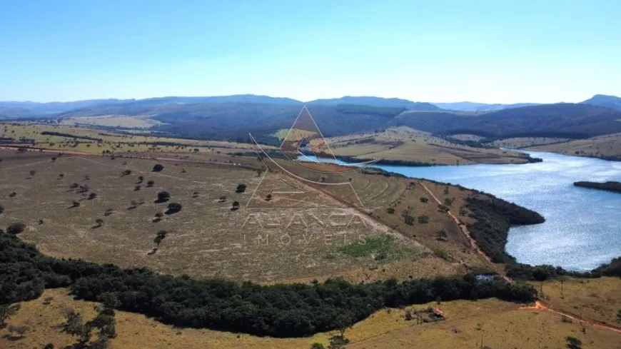 Foto 1 de Fazenda/Sítio com 8 Quartos à venda, 5250000m² em Escarpas do Lago, Capitólio