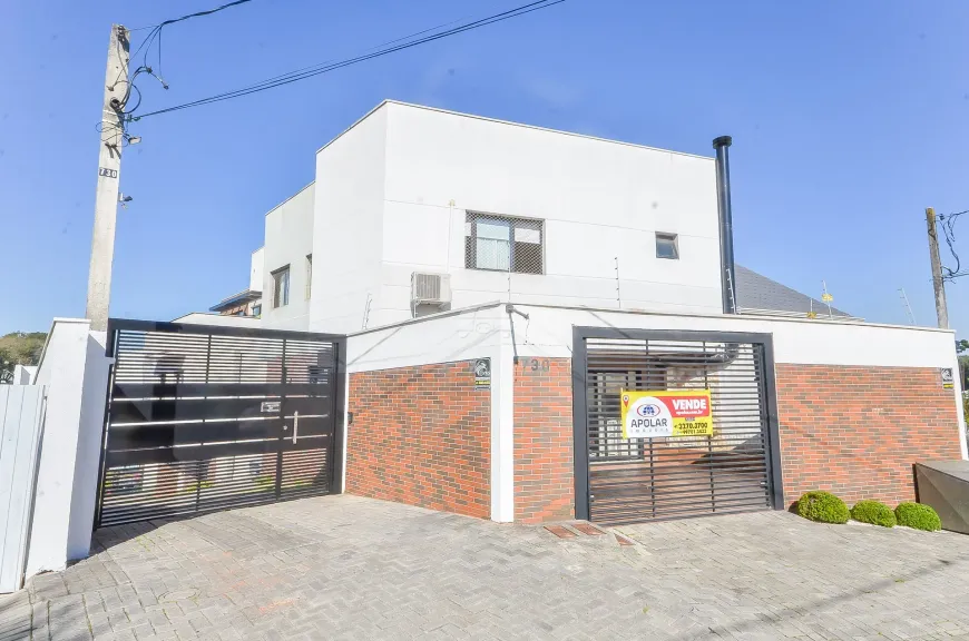 Foto 1 de Casa com 3 Quartos à venda, 130m² em Santa Cândida, Curitiba