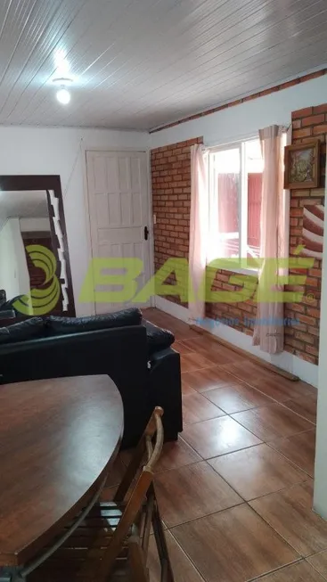 Foto 1 de Casa com 7 Quartos à venda, 169m² em Centro, Pelotas