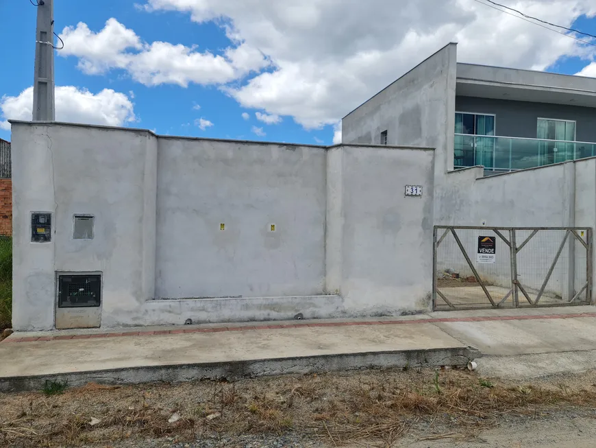 Foto 1 de Lote/Terreno à venda, 240m² em Porto Grande, Araquari