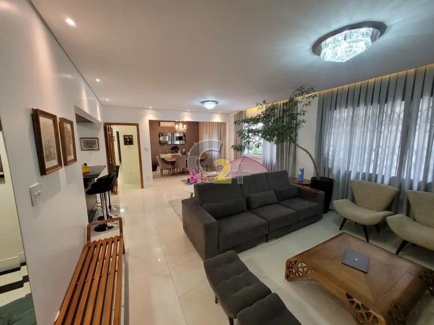 Foto 1 de Apartamento com 4 Quartos à venda, 158m² em Pinheiros, São Paulo