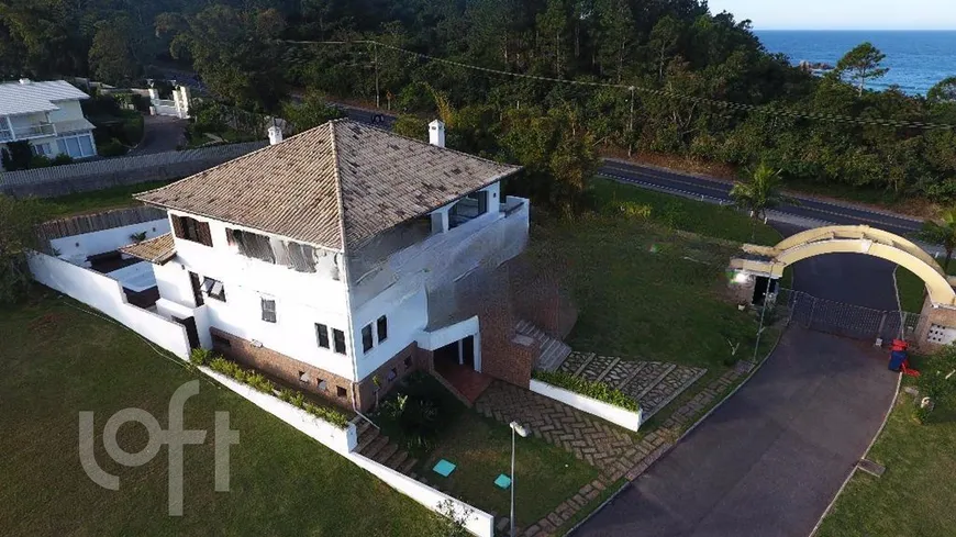 Foto 1 de Casa de Condomínio com 5 Quartos à venda, 576m² em Itacorubi, Florianópolis