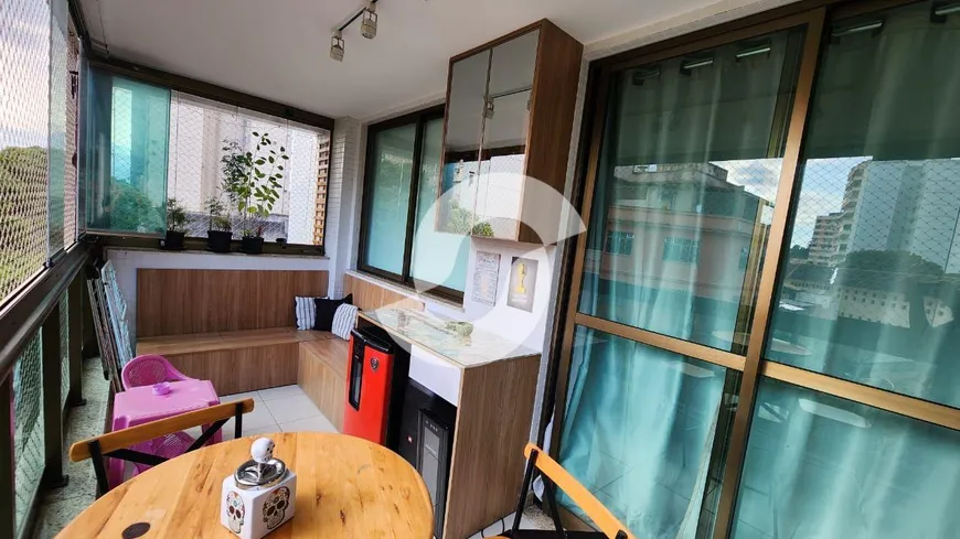 Foto 1 de Apartamento com 3 Quartos à venda, 90m² em São Domingos, Niterói