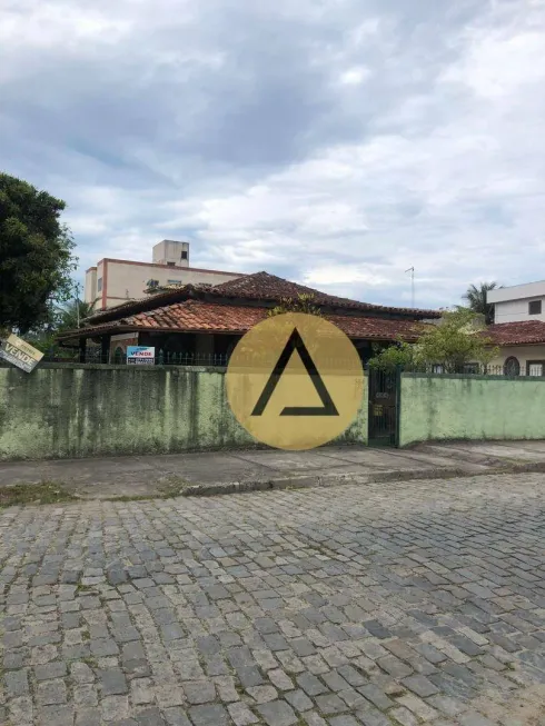 Foto 1 de Casa com 4 Quartos à venda, 134m² em Centro, Rio das Ostras