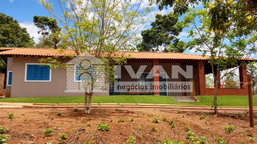 Foto 1 de Casa de Condomínio com 3 Quartos à venda, 200m² em Area Rural de Uberlandia, Uberlândia