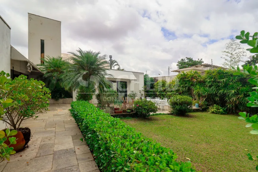 Foto 1 de Casa com 4 Quartos à venda, 550m² em Jardim Guedala, São Paulo