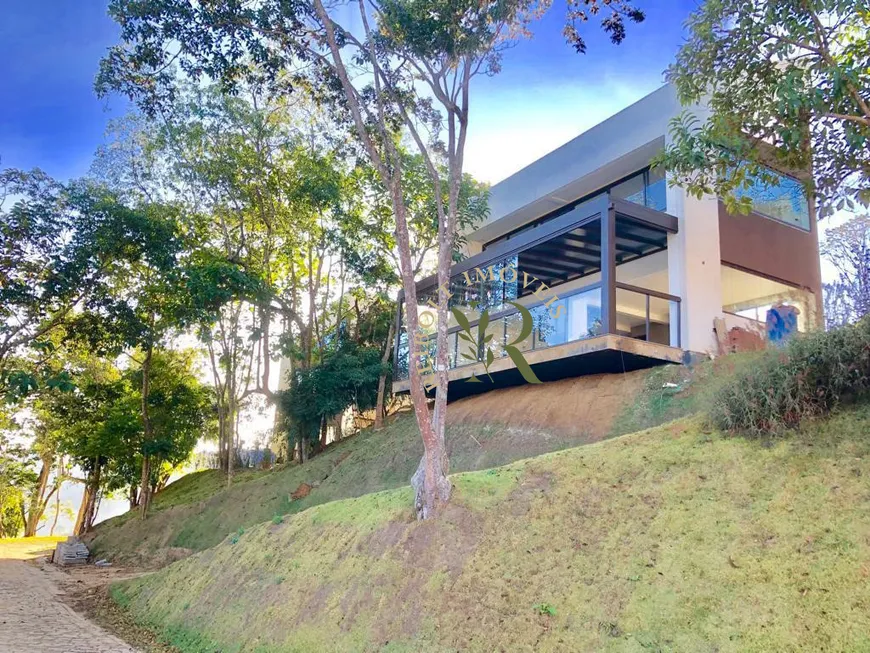 Foto 1 de Casa com 3 Quartos à venda, 759m² em Secretário, Petrópolis
