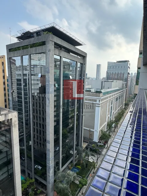 Foto 1 de Sala Comercial com 2 Quartos para venda ou aluguel, 32m² em Vila Olímpia, São Paulo