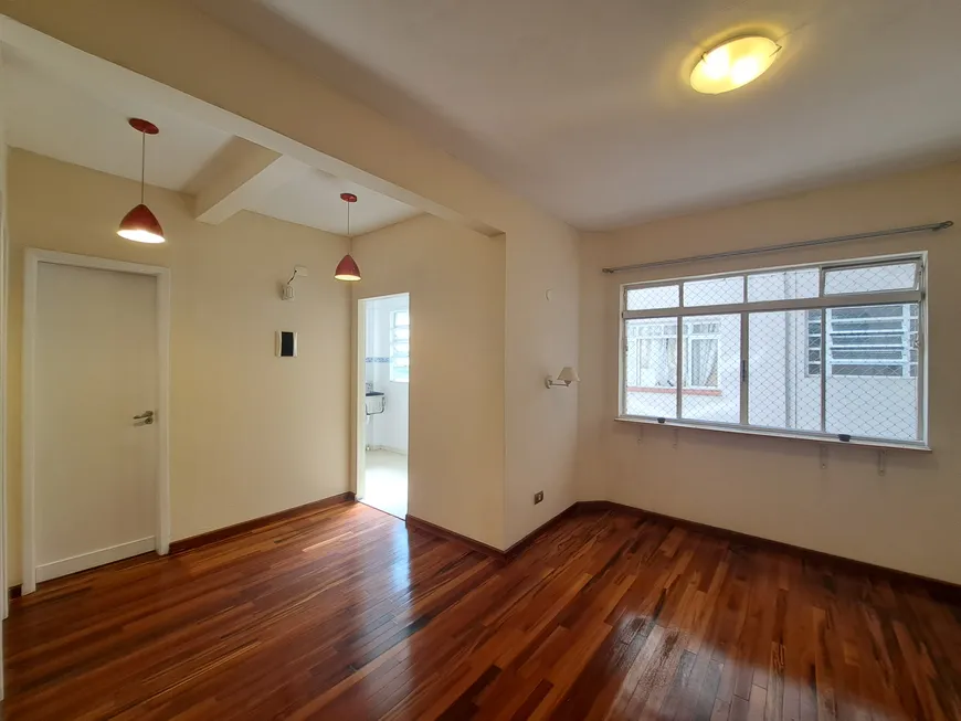 Foto 1 de Apartamento com 2 Quartos à venda, 61m² em Aclimação, São Paulo