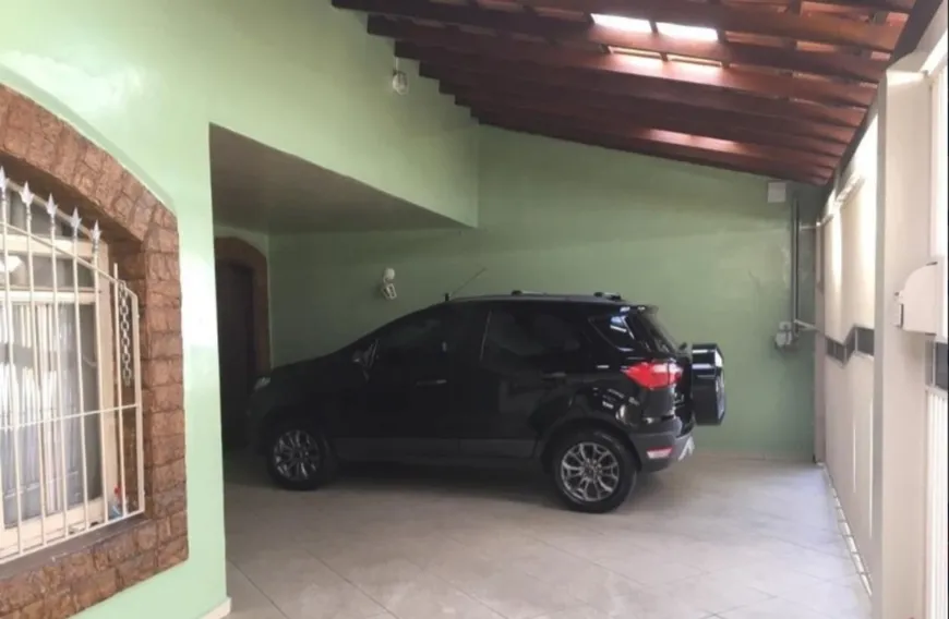 Foto 1 de Casa com 3 Quartos à venda, 250m² em Jardim São Jose, Jacareí