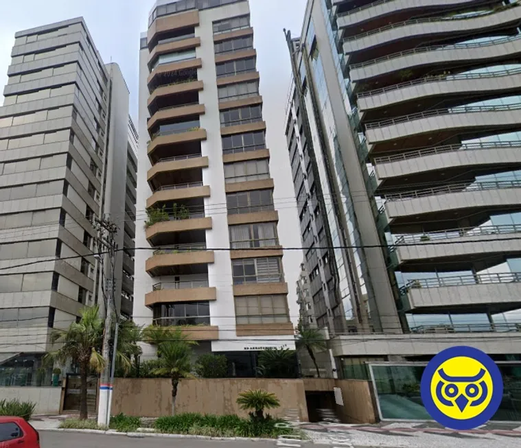 Foto 1 de Apartamento com 4 Quartos à venda, 277m² em Beira Mar, Florianópolis