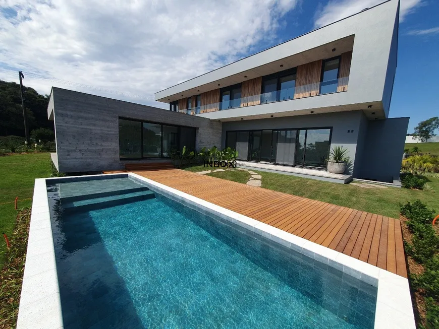 Foto 1 de Casa com 3 Quartos à venda, 500m² em Vale dos Vinhedos, Bento Gonçalves