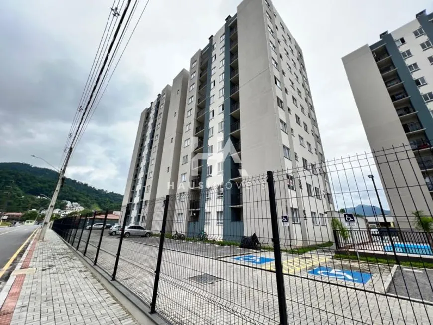 Foto 1 de Apartamento com 2 Quartos para venda ou aluguel, 54m² em São Luís, Jaraguá do Sul