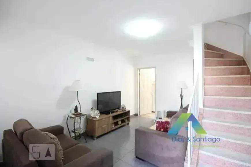 Foto 1 de Casa com 2 Quartos à venda, 180m² em Vila Brasilina, São Paulo