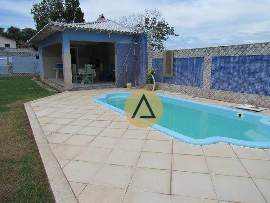Foto 1 de Casa com 4 Quartos à venda, 260m² em Colinas, Rio das Ostras