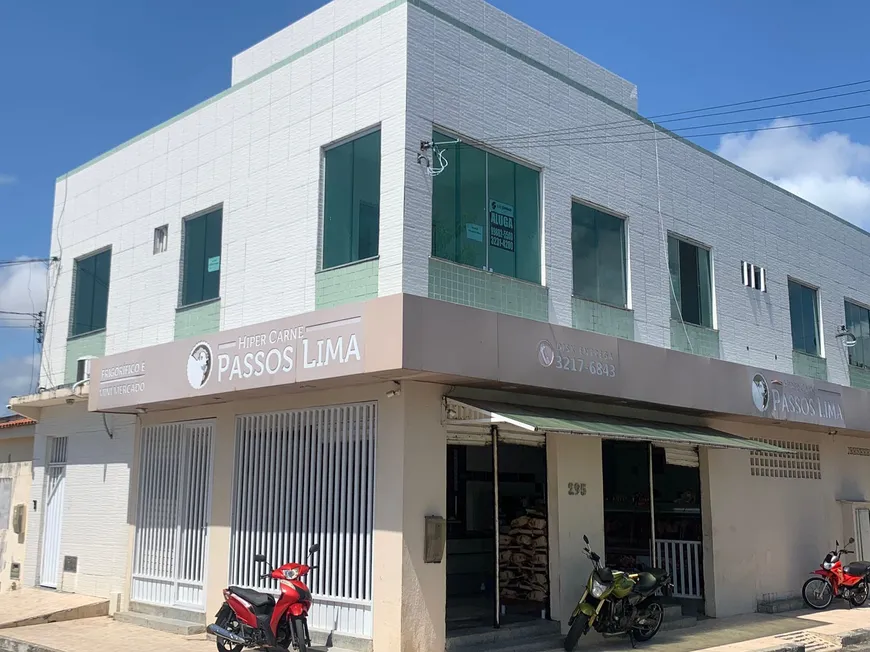 Foto 1 de Casa com 2 Quartos para alugar, 74m² em São Conrado, Aracaju