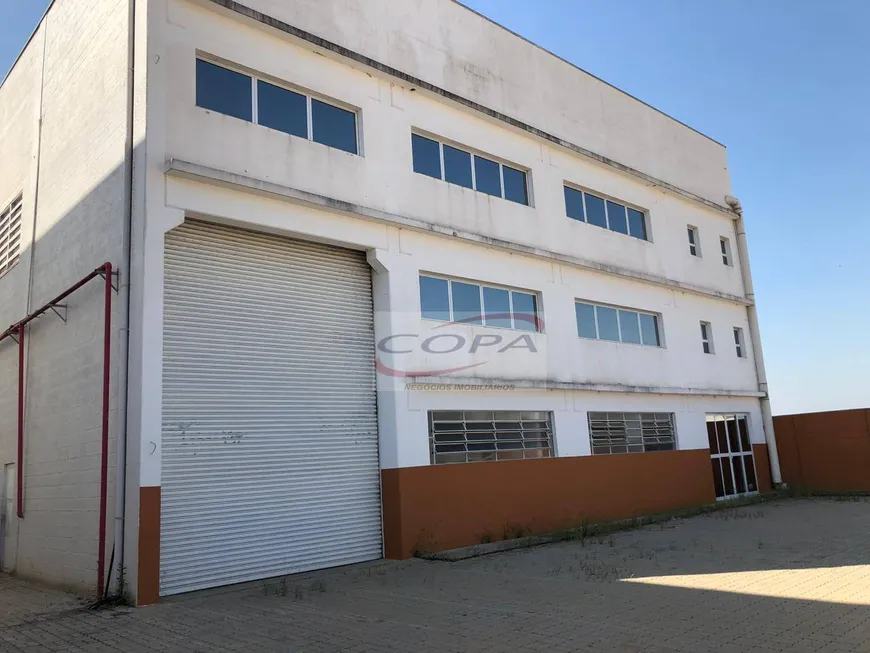 Foto 1 de Galpão/Depósito/Armazém para alugar, 1800m² em Iporanga, Sorocaba