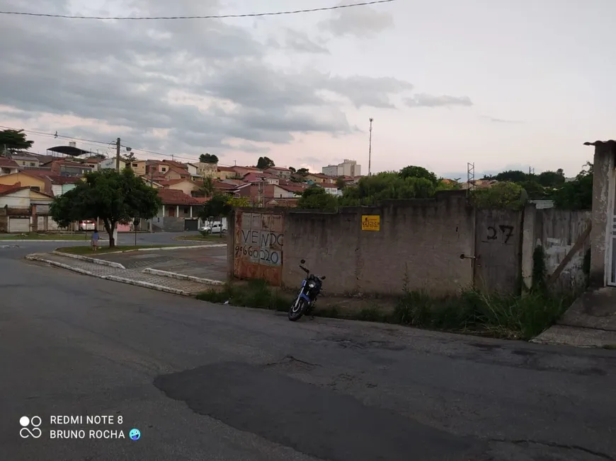 Foto 1 de Lote/Terreno à venda, 300m² em Jardim Baronesa, Taubaté