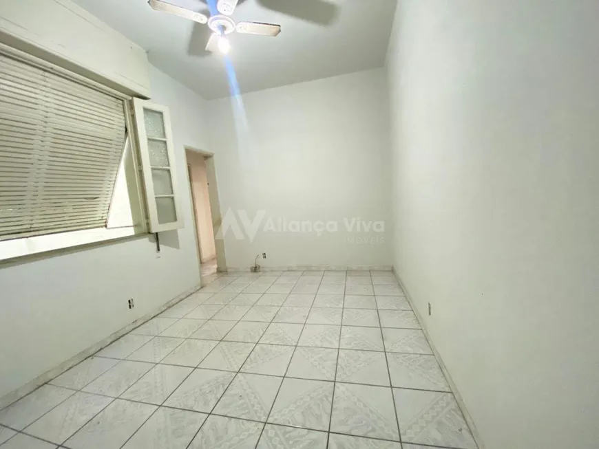 Foto 1 de Apartamento com 2 Quartos à venda, 58m² em Centro, Rio de Janeiro