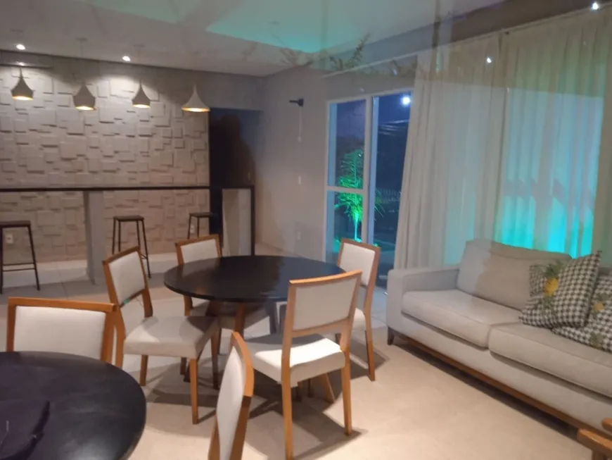 Foto 1 de Apartamento com 2 Quartos à venda, 60m² em Roselândia, Cotia