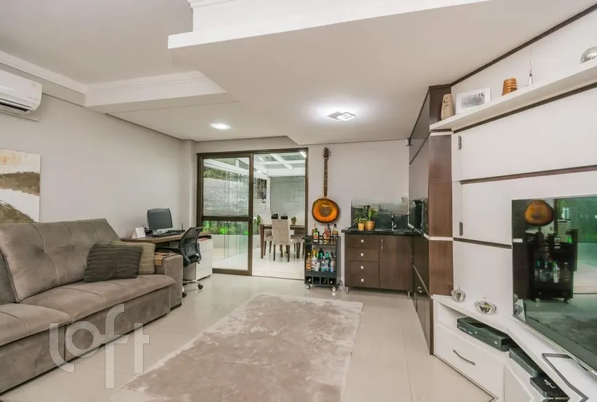 Foto 1 de Apartamento com 3 Quartos à venda, 119m² em Santana, Porto Alegre