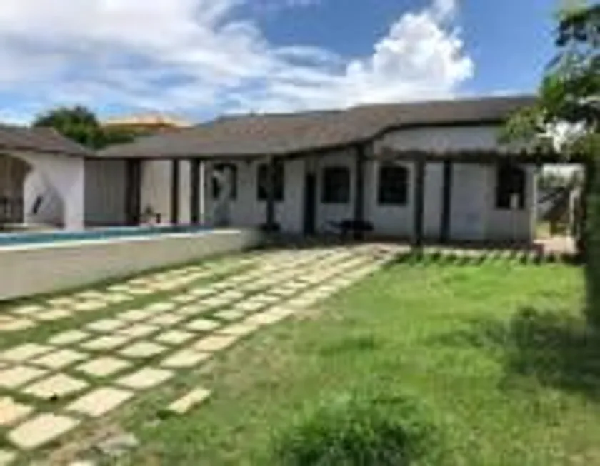 Foto 1 de Casa de Condomínio com 3 Quartos à venda, 400m² em Itapuã, Salvador