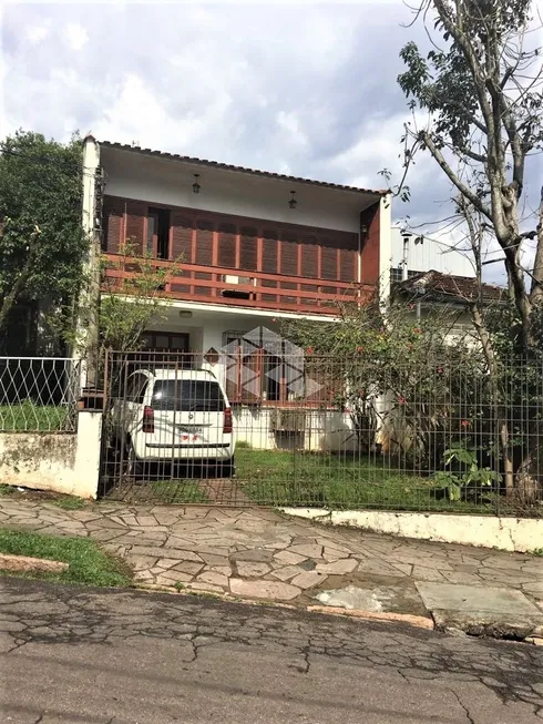 Foto 1 de Casa com 3 Quartos à venda, 160m² em Vila Jardim, Porto Alegre
