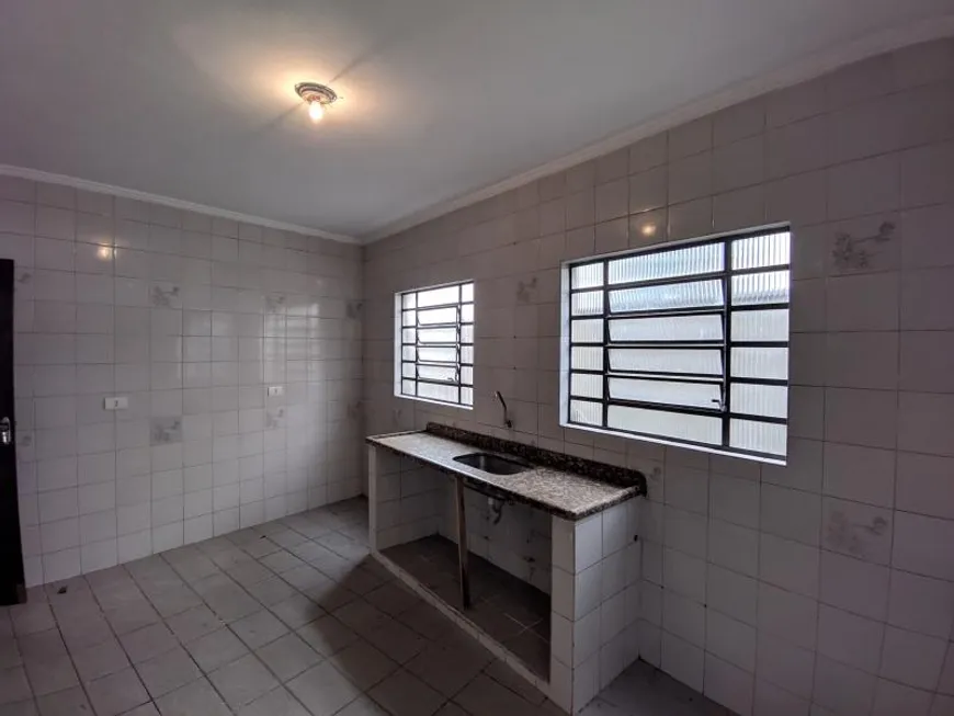 Foto 1 de Casa com 2 Quartos para alugar, 70m² em Vila Campesina, Osasco