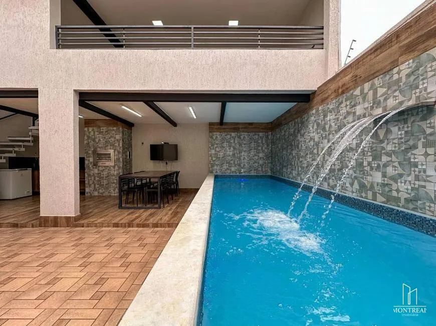 Foto 1 de Casa com 4 Quartos à venda, 220m² em Castelo, Belo Horizonte