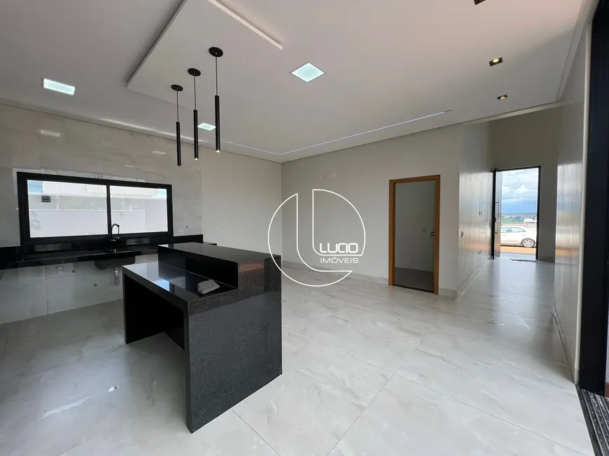 Foto 1 de Casa de Condomínio com 4 Quartos à venda, 205m² em Condominio Residencial Gaudi, Anápolis