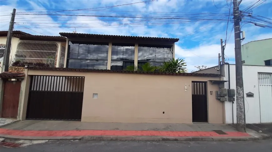 Foto 1 de Casa com 2 Quartos à venda, 135m² em Eurico Salles, Serra