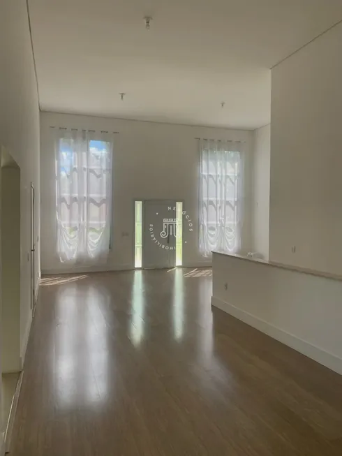 Foto 1 de Casa de Condomínio com 4 Quartos à venda, 395m² em Loteamento Portal da Colina, Jundiaí