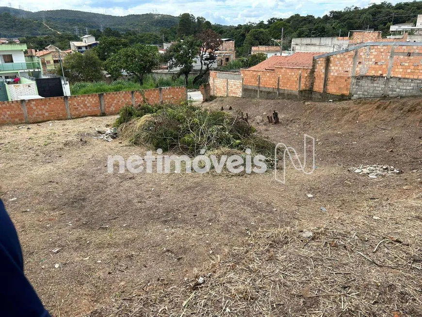 Foto 1 de Lote/Terreno à venda, 720m² em Itacolomi, Betim