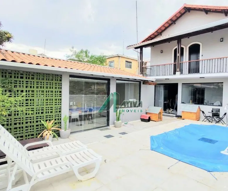 Foto 1 de Casa com 5 Quartos à venda, 370m² em Santa Tereza, Belo Horizonte