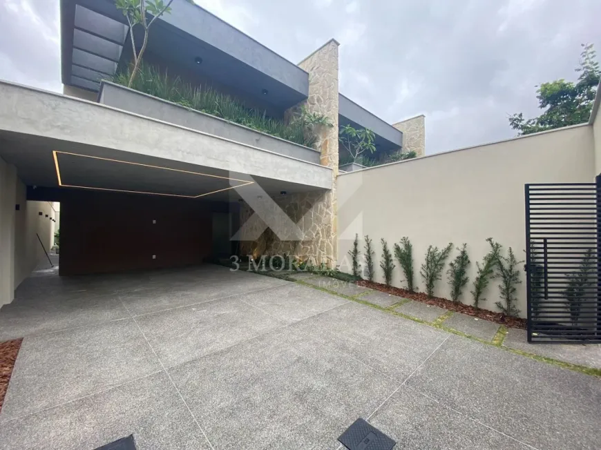 Foto 1 de Sobrado com 3 Quartos à venda, 214m² em Jardim Atlântico, Goiânia