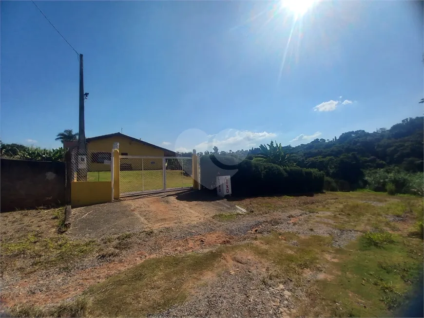 Foto 1 de Fazenda/Sítio com 2 Quartos à venda, 100m² em , Aracoiaba da Serra