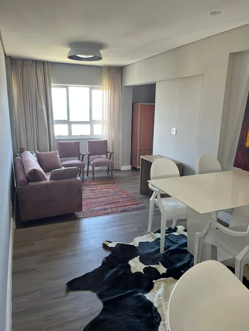 Foto 1 de Apartamento com 2 Quartos para alugar, 74m² em Barra, Salvador