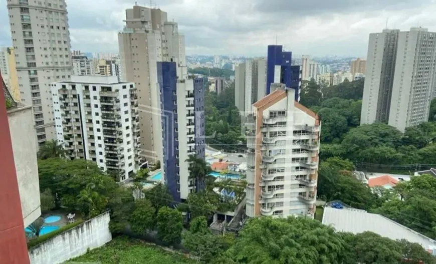 Foto 1 de Apartamento com 4 Quartos à venda, 337m² em Vila Suzana, São Paulo