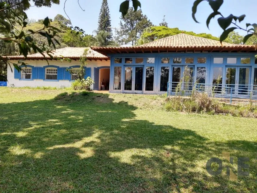 Foto 1 de Casa de Condomínio com 5 Quartos à venda, 400m² em Granja Viana, Carapicuíba